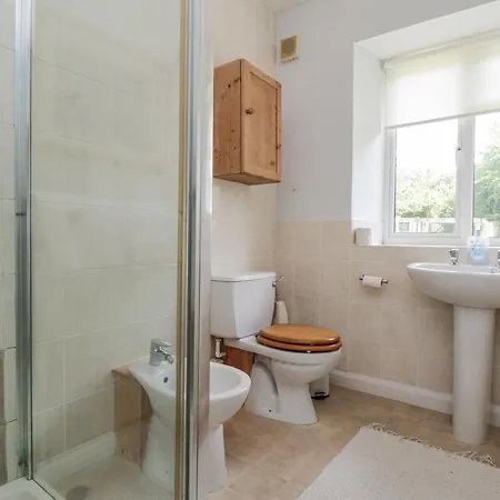 Muffles Bridge بيكرينغ